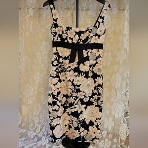 Maggy London Black and Cream Floral Midi Dress